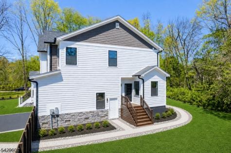 21 Kuntz Avenue Berkeley Heights NJ 07922