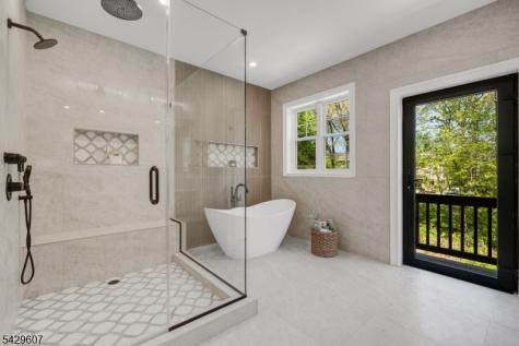 21 Kuntz Avenue Berkeley Heights NJ 07922