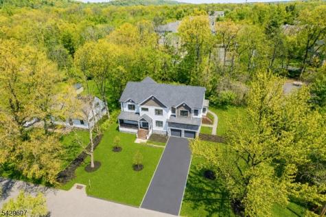 21 Kuntz Avenue Berkeley Heights NJ 07922