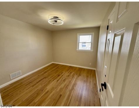 9 Joan Place Clifton NJ 07012