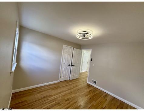 9 Joan Place Clifton NJ 07012