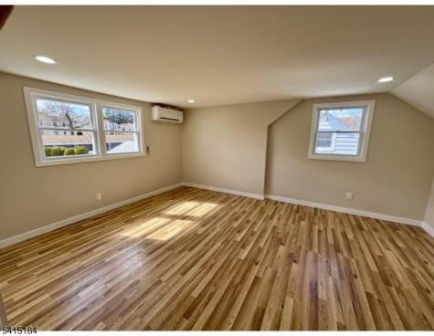 9 Joan Place Clifton NJ 07012