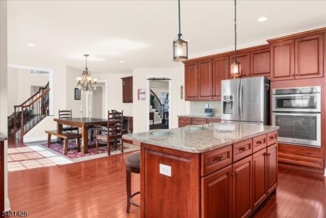 4 Jacob Court Raritan NJ 08822