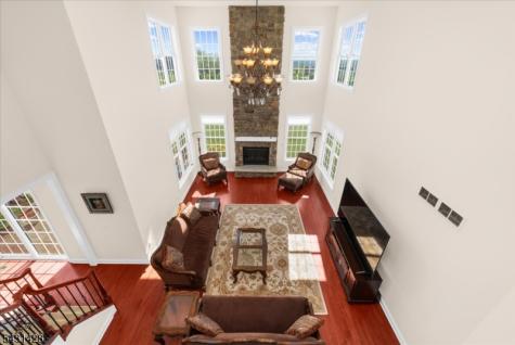 4 Jacob Court Raritan NJ 08822