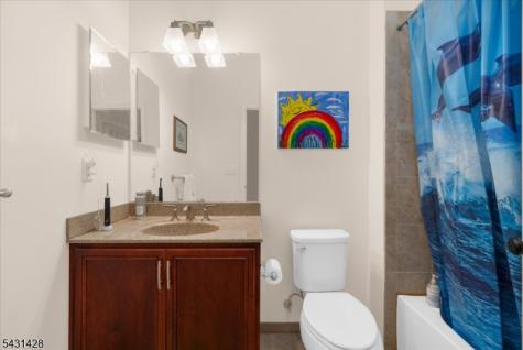 4 Jacob Court Raritan NJ 08822