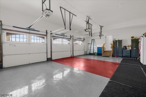 4 Jacob Court Raritan NJ 08822