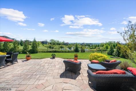 4 Jacob Court Raritan NJ 08822