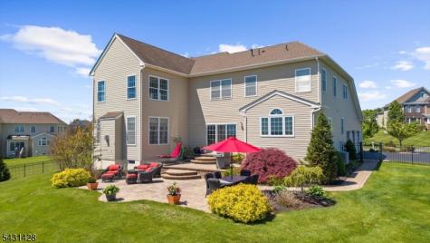 4 Jacob Court Raritan NJ 08822
