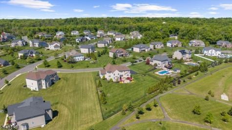 4 Jacob Court Raritan NJ 08822