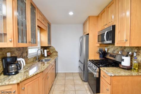25 High Point Terrace Vernon NJ 07461