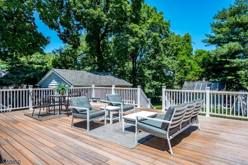 76 Spring Street Metuchen NJ 08840