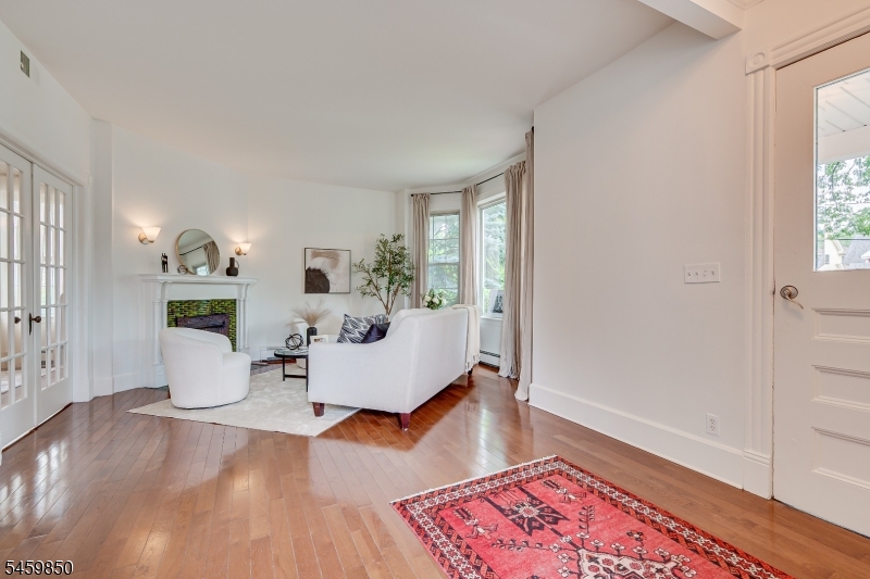 76 Spring Street Metuchen NJ 08840