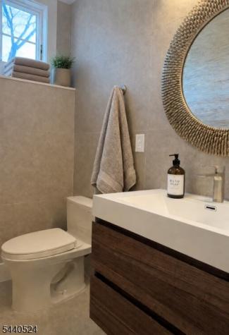 9 Crestview Court Montclair NJ 07042