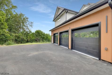 2 Minor Court Denville NJ 07834