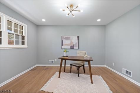 22 Hillcrest Road Hillsborough NJ 08844