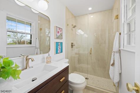 22 Hillcrest Road Hillsborough NJ 08844