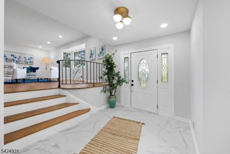 22 Hillcrest Road Hillsborough NJ 08844