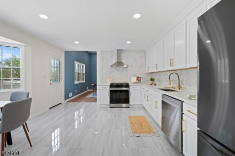 22 Hillcrest Road Hillsborough NJ 08844