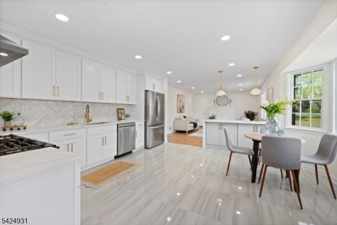 22 Hillcrest Road Hillsborough NJ 08844