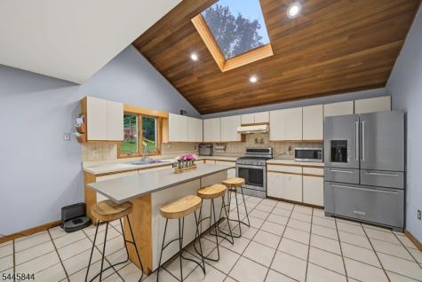 4 Skytop Drive Denville NJ 07834