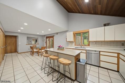 4 Skytop Drive Denville NJ 07834
