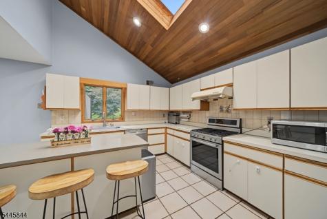 4 Skytop Drive Denville NJ 07834