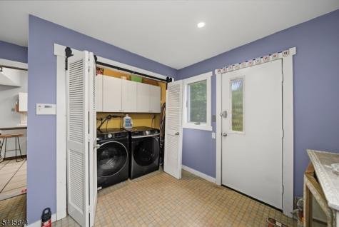 4 Skytop Drive Denville NJ 07834