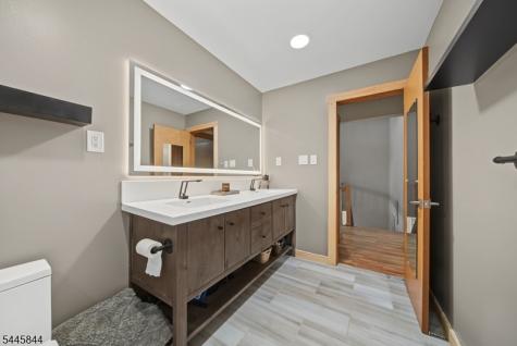 4 Skytop Drive Denville NJ 07834