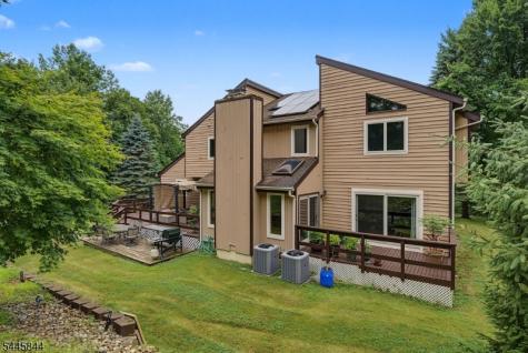 4 Skytop Drive Denville NJ 07834