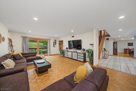 4 Skytop Drive Denville NJ 07834