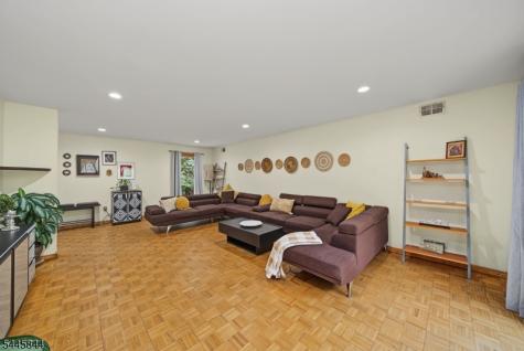 4 Skytop Drive Denville NJ 07834