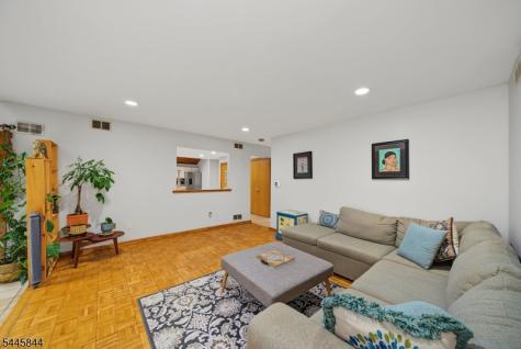 4 Skytop Drive Denville NJ 07834