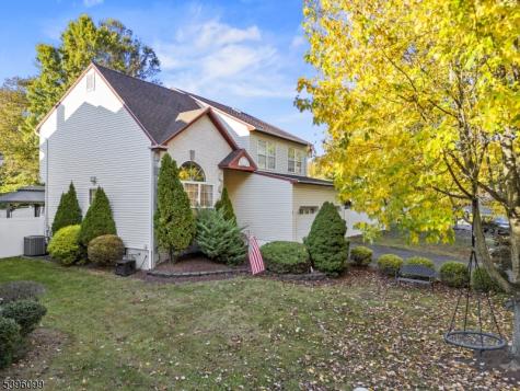 43 Pemberton Drive Old Bridge NJ 07747
