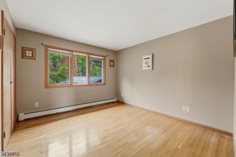 89 Columbus Avenue Totowa NJ 07512