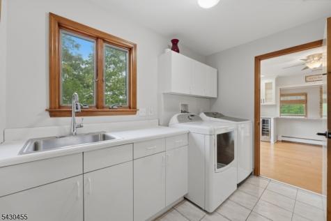 89 Columbus Avenue Totowa NJ 07512