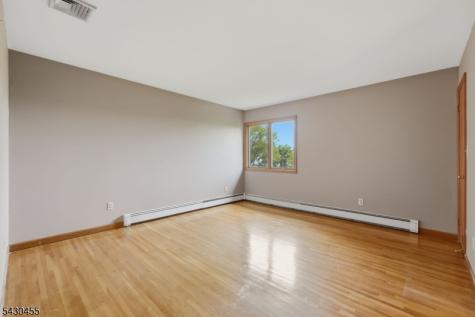 89 Columbus Avenue Totowa NJ 07512