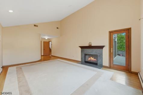 89 Columbus Avenue Totowa NJ 07512