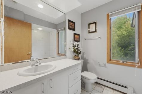89 Columbus Avenue Totowa NJ 07512