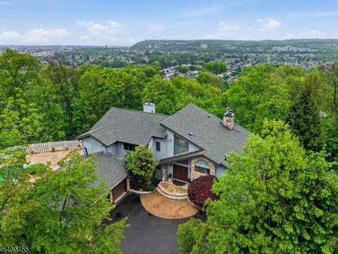 89 Columbus Avenue Totowa NJ 07512