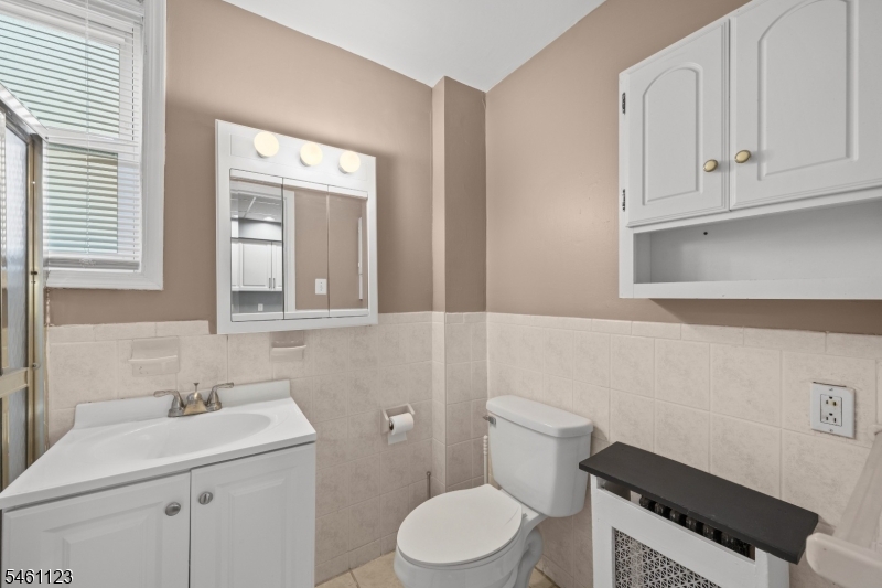 34 Milton Avenue Nutley NJ 07110