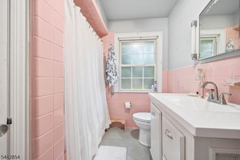 51 Crystal Avenue West Orange NJ 07052