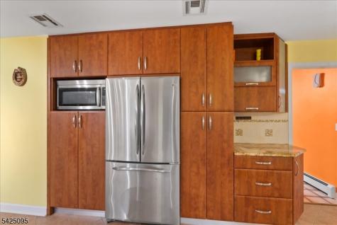 5 Fowler Place Montville NJ 07045