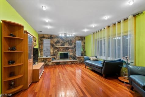 5 Fowler Place Montville NJ 07045