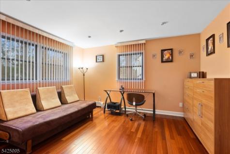 5 Fowler Place Montville NJ 07045