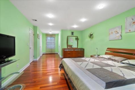 5 Fowler Place Montville NJ 07045