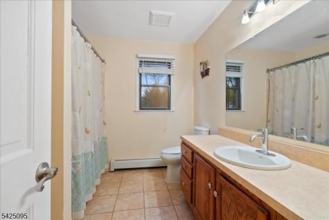 5 Fowler Place Montville NJ 07045