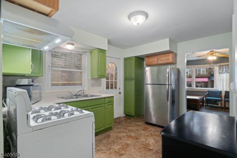 1094 Avenue C Bayonne NJ 07002