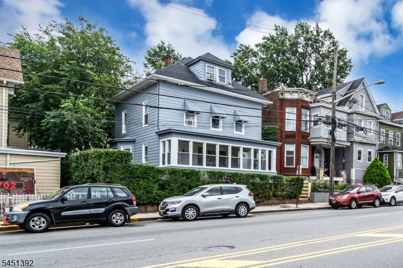 1025 Madison Avenue Paterson NJ 07501