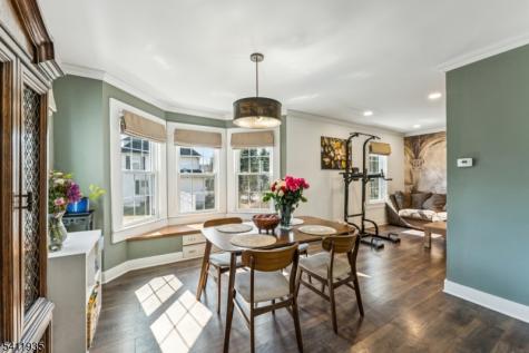 64 Hillcrest Road Watchung NJ 07069