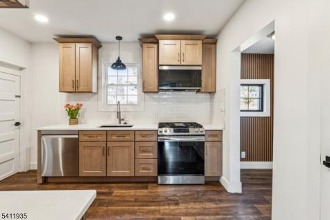 64 Hillcrest Road Watchung NJ 07069